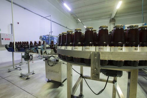 From fruits and botanicals to bottle: the production journey